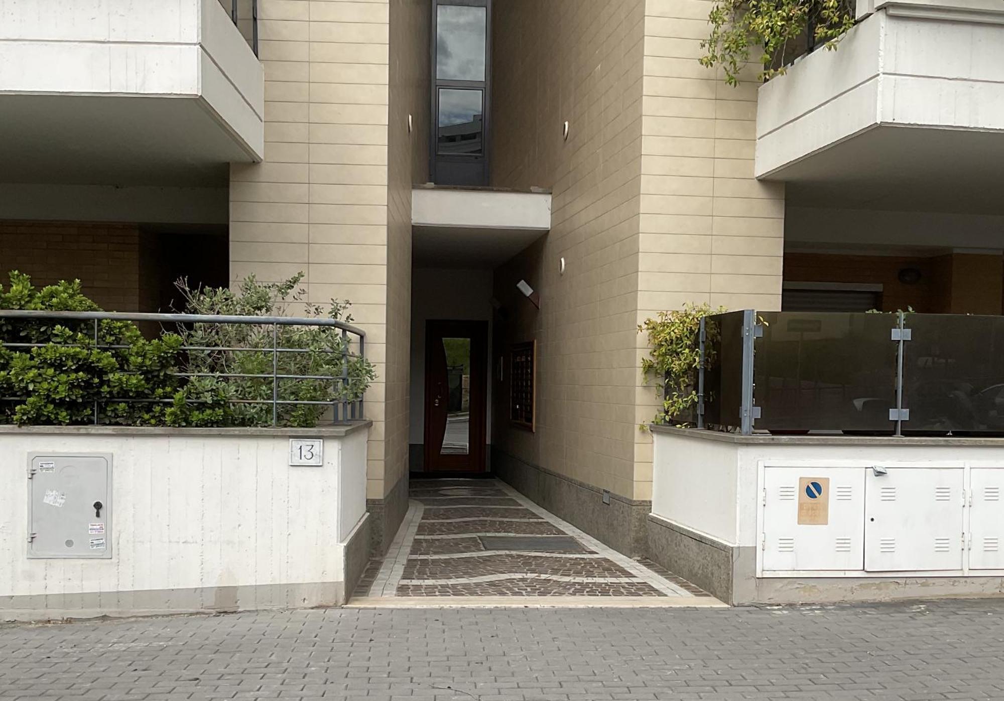 Golden Star Near Vatican, Aurelia Apartment